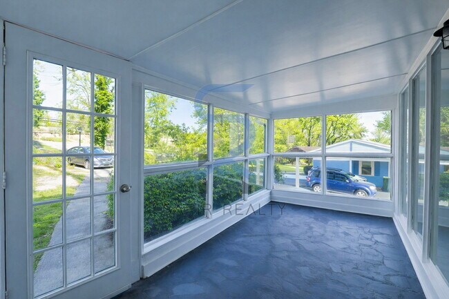 Foto del edificio - Cascade Heights Charm – 3BR/2BA Home in Southwest Atlanta
