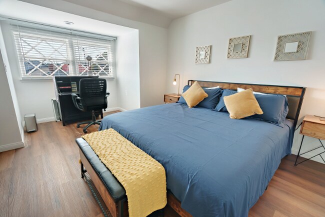 Foto del edificio - 23502 Nicolle Ave