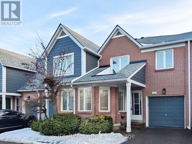 Photo du bâtiment - 2205 South Millway