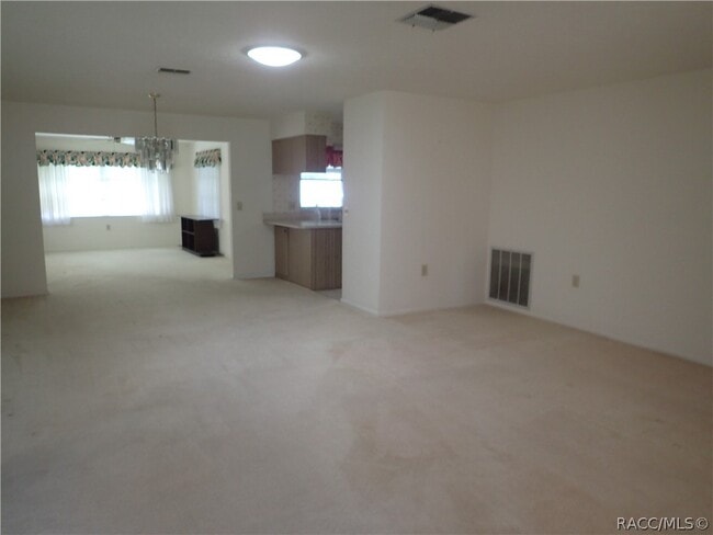 Building Photo - 3129 N Brackenfern Point