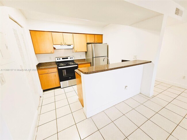 Foto del edificio - 1233 SW 46th Ave