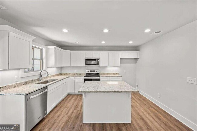 Building Photo - 5325 Cherokee Trail