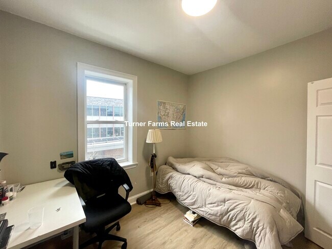 Foto del edificio - 114 Berkshire St
