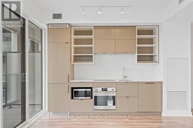 Building Photo - 20 Edward St