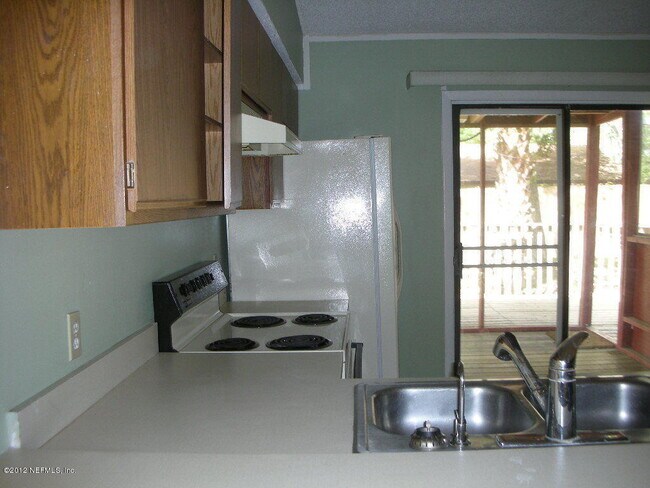 Foto del edificio - 700 Jasmine St