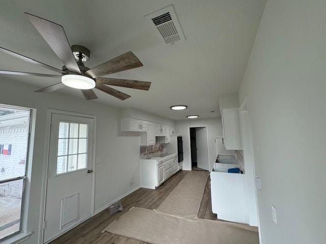 Building Photo - 2116 Teakwood Ln