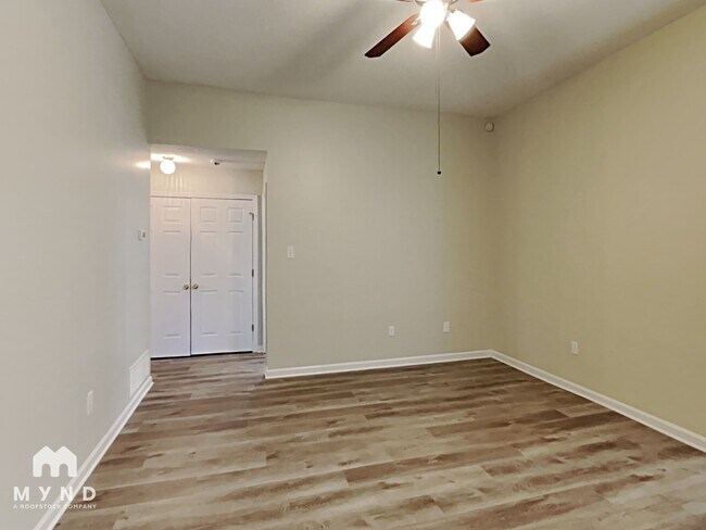 Foto del edificio - 4392 Pecan Orchard Dr