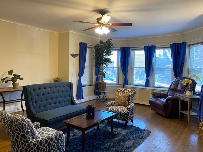 Foto del edificio - 6354 N Paulina St