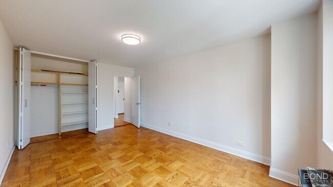 Foto del edificio - 400 E 71st St