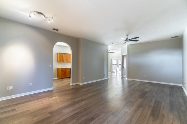 Building Photo - 10154 Andover Point Cir