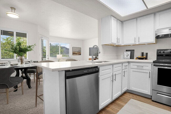 Foto del edificio - Creekside Village