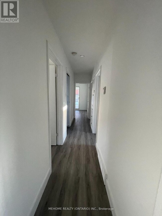 Building Photo - 83 Cornwallis Dr