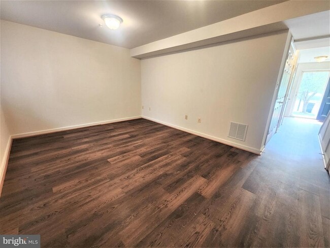 Foto del edificio - 1206 Garst Ct