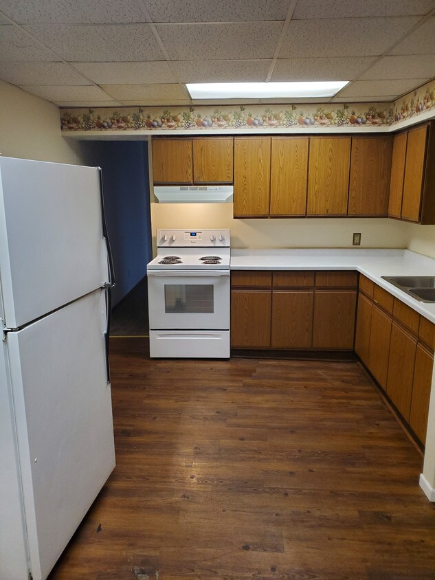 324 Steele St, Algoma, WI 54201 House for Rent in Algoma, WI