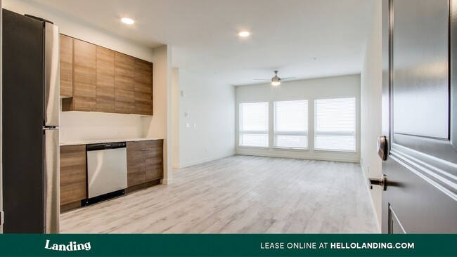 Foto del edificio - 3214 Broadway