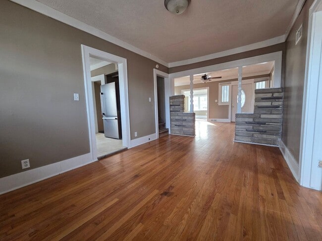 Building Photo - 4204 Pacific St