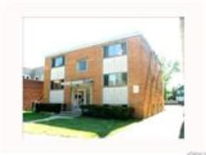 Building Photo - 15601 Madison Ave