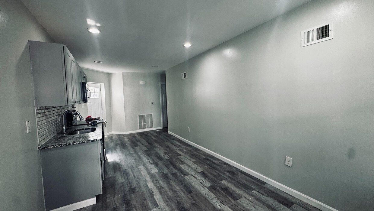 Photo - 228 South Edgewood Street PRE