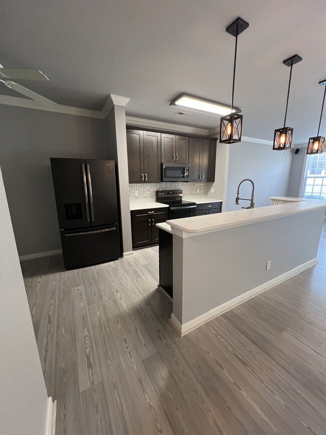 Kitchen - 1315 Abelia Way