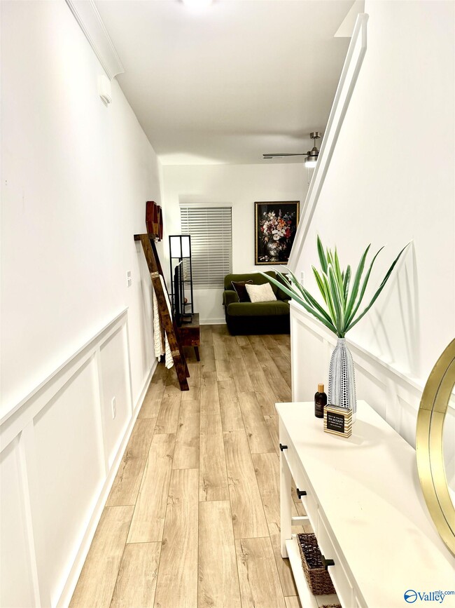 Foto del edificio - 7559 Discovery Pt Dr NW