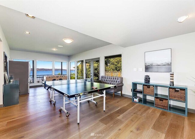 Foto del edificio - 3620 SW Dash Point Rd