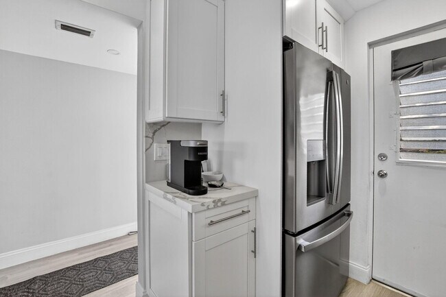 Foto del edificio - 5700 NW 2nd Ave