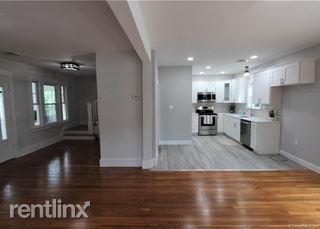 Foto del edificio - 3 br, 2 bath House - 62 Rosemont St