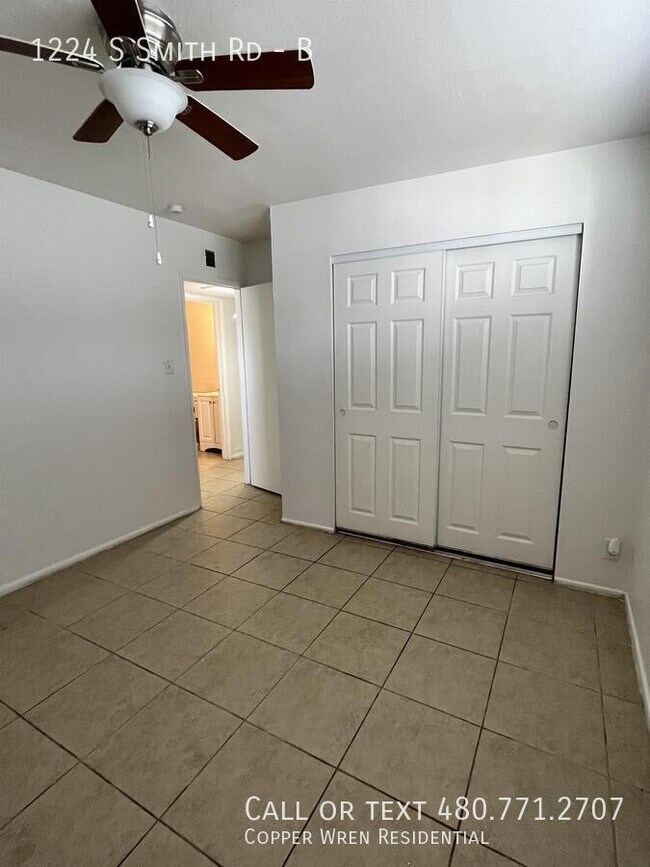 Foto del edificio - 1224 S Smith Rd