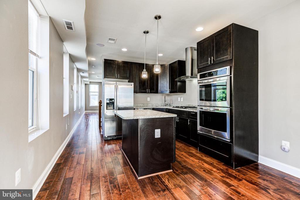 Foto principal - 2408 Hudson St