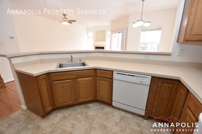 Building Photo - 2530 Running Wolf Trl