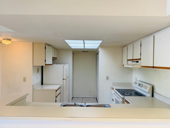 Foto del edificio - 9266 W Atlantic Blvd