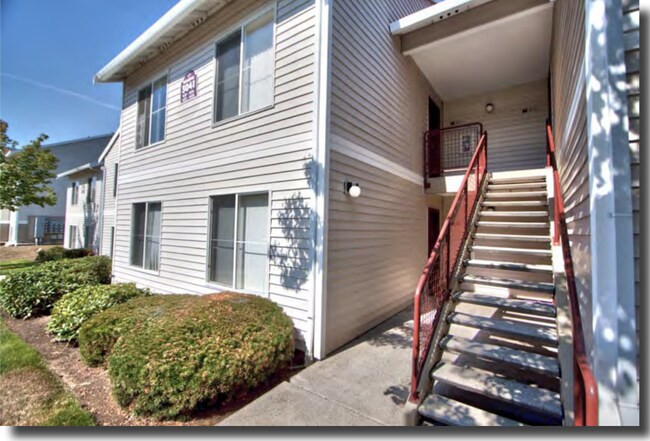 Building Photo - 3172 SW Doyle Pl