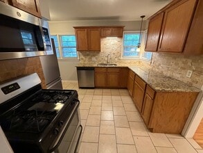 Building Photo - 4317 Clay Ave