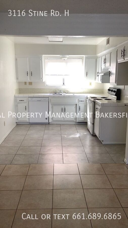 Foto del edificio - 3116 Stine Rd