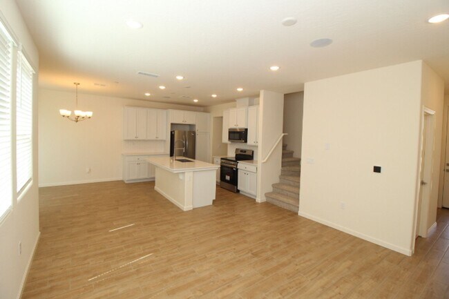 Foto del edificio - 1462 Pioneer Ln