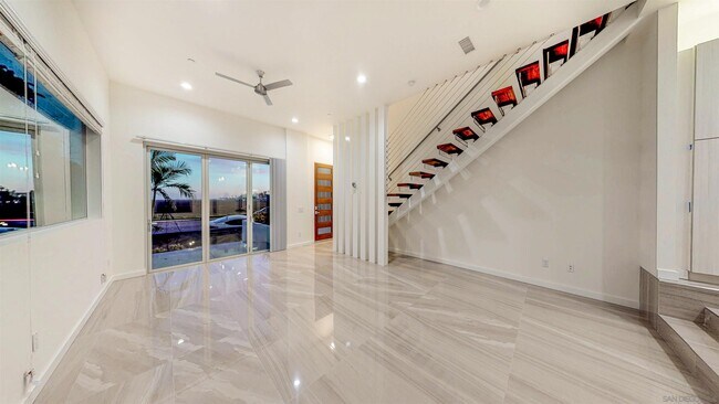 Foto del edificio - 162 Imperial Beach Blvd