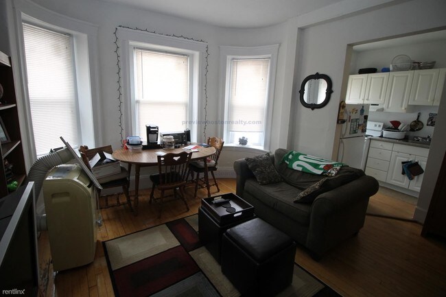 Building Photo - 1322 Commonwealth Avenue