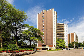 Building Photo - Godstone Place