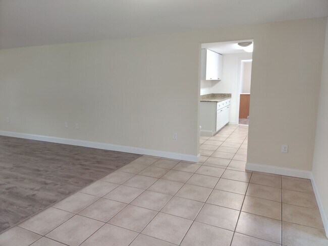 Building Photo - 2551 Yucca Rd