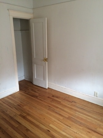 Interior - 854 N Parkside Ave