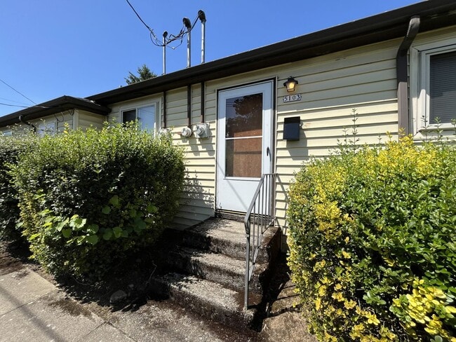 LOM2437 - LOM2437 Apartment