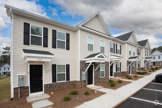 Ponder Place Townhomes photo'