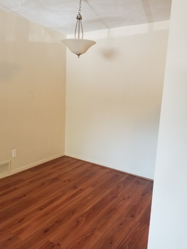 32800 Aurora Rd Unit 201, Solon, OH 44139 Condo for Rent in Solon, OH