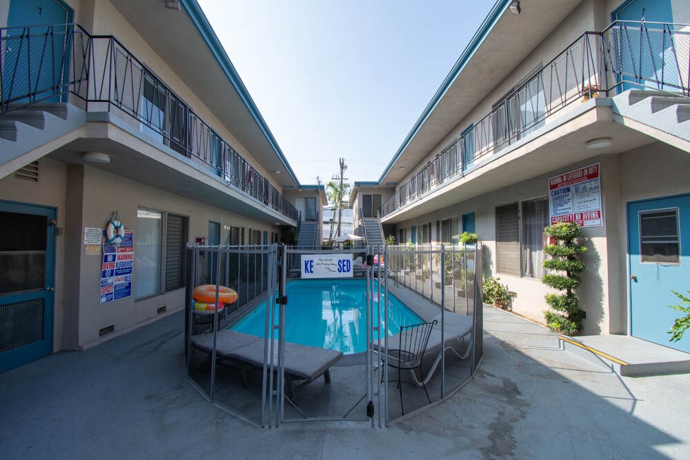 Foto del edificio - 3435 Vinton Ave