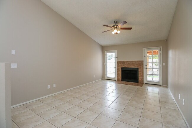 Foto del edificio - 2848 E Brown Rd