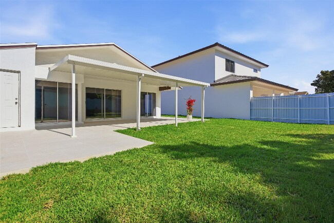 Foto del edificio - 12002 SW 210th St