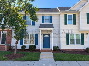 Building Photo - 1606 Briarmont Ct