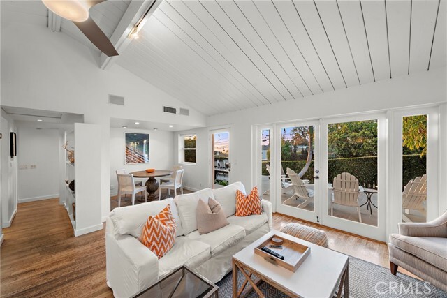 Building Photo - 595 Bluebird Canyon Dr