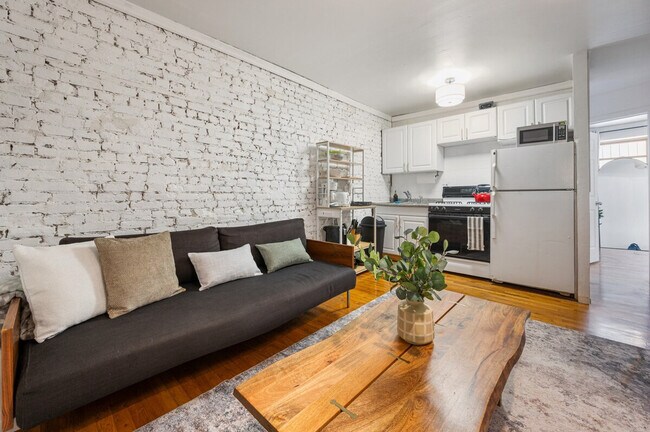 Foto del edificio - 393 8th Ave