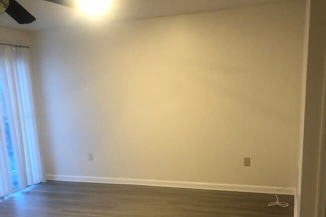 Basement 2 - 23 Methwold Ct